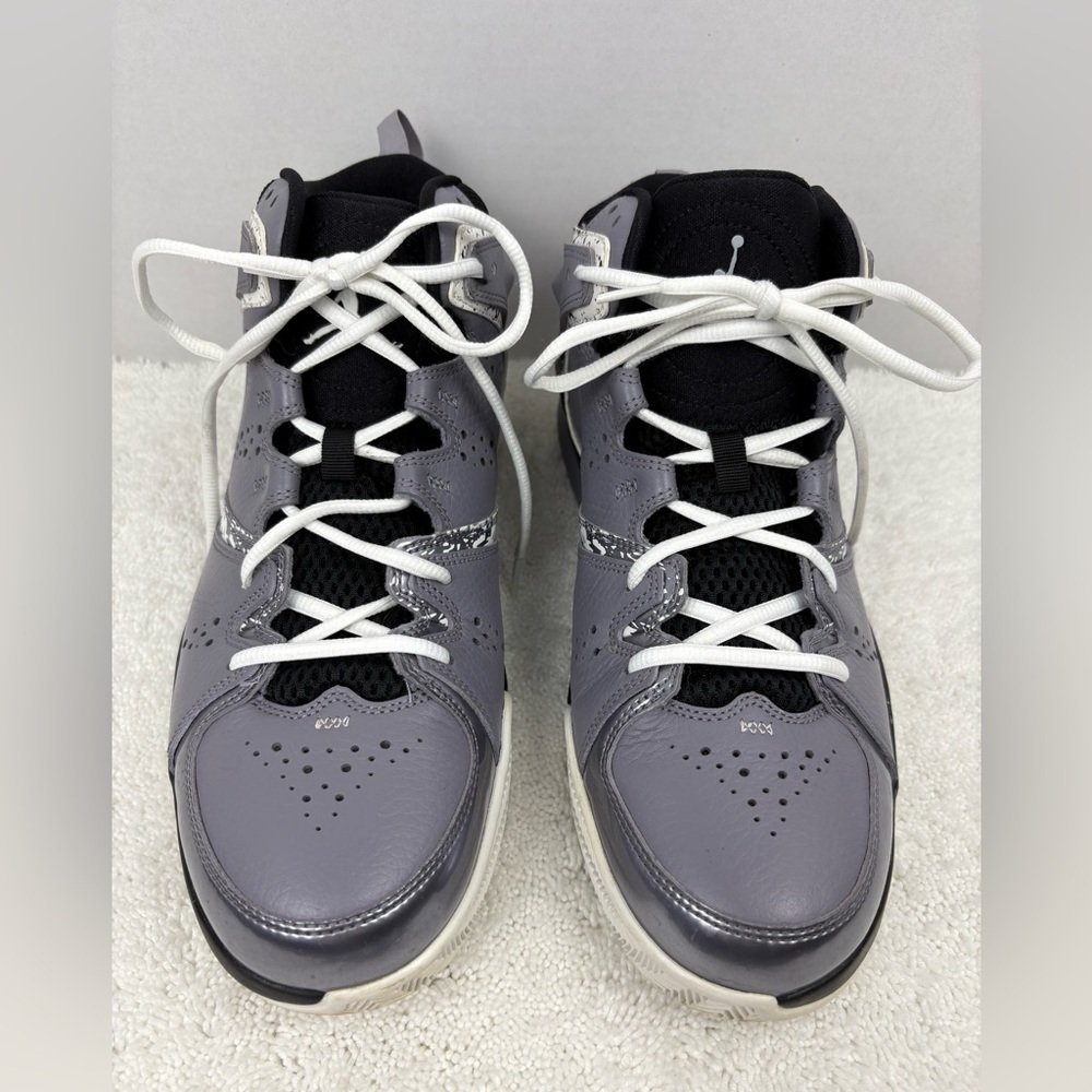 Nike Men’s Jordan Phase 23 Hoops 2 Basketball Shoes in Cement Gray, White, Black